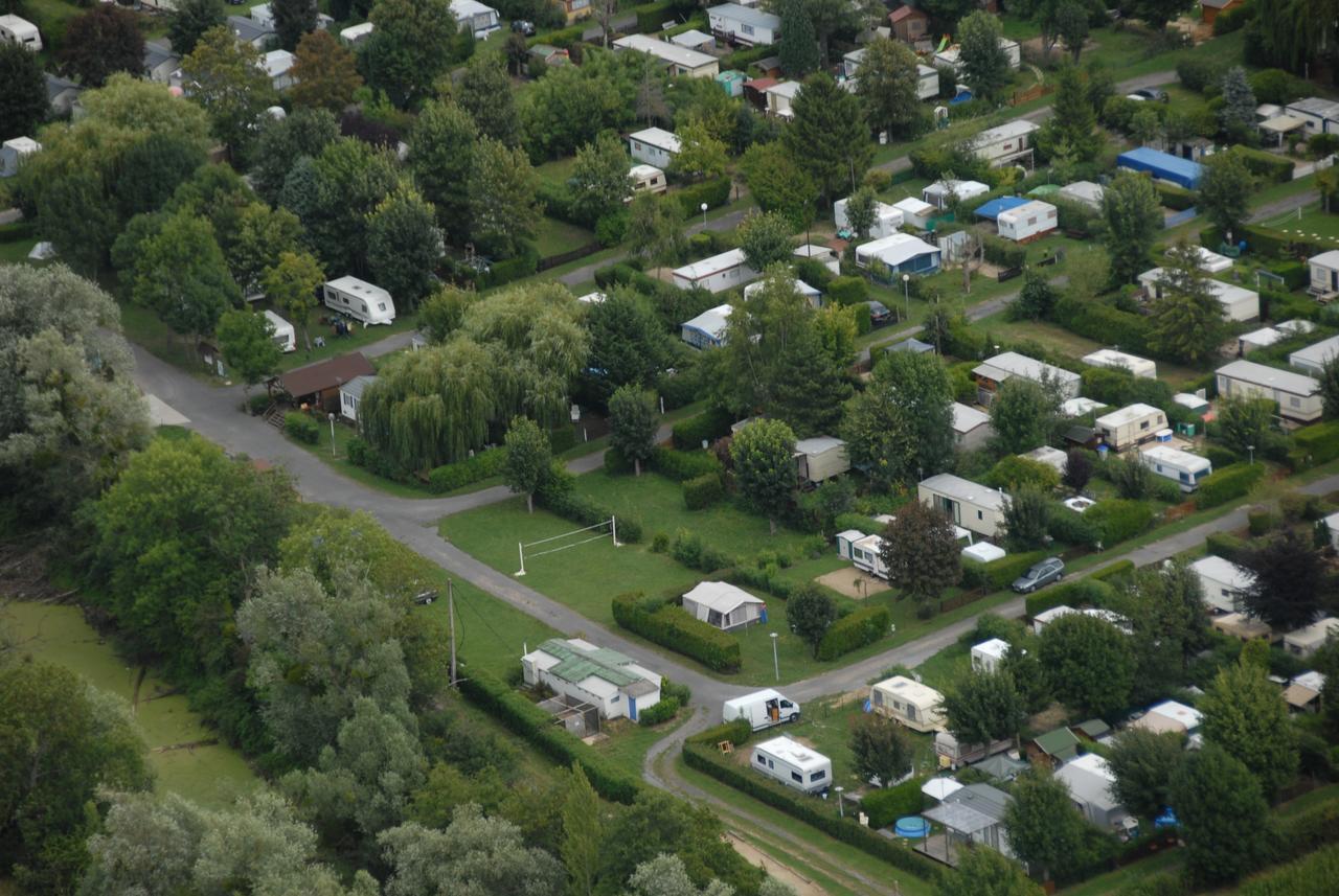 Camping Loisirs Des Groux Mousseaux-sur-Seine Εξωτερικό φωτογραφία